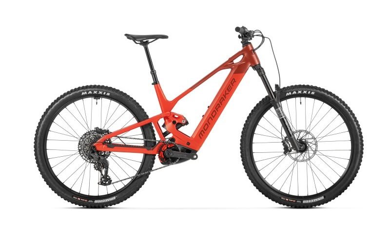 VTT Mondraker Scree S à vendre au magasin de vélo la tête dans le guidon à Jonzac