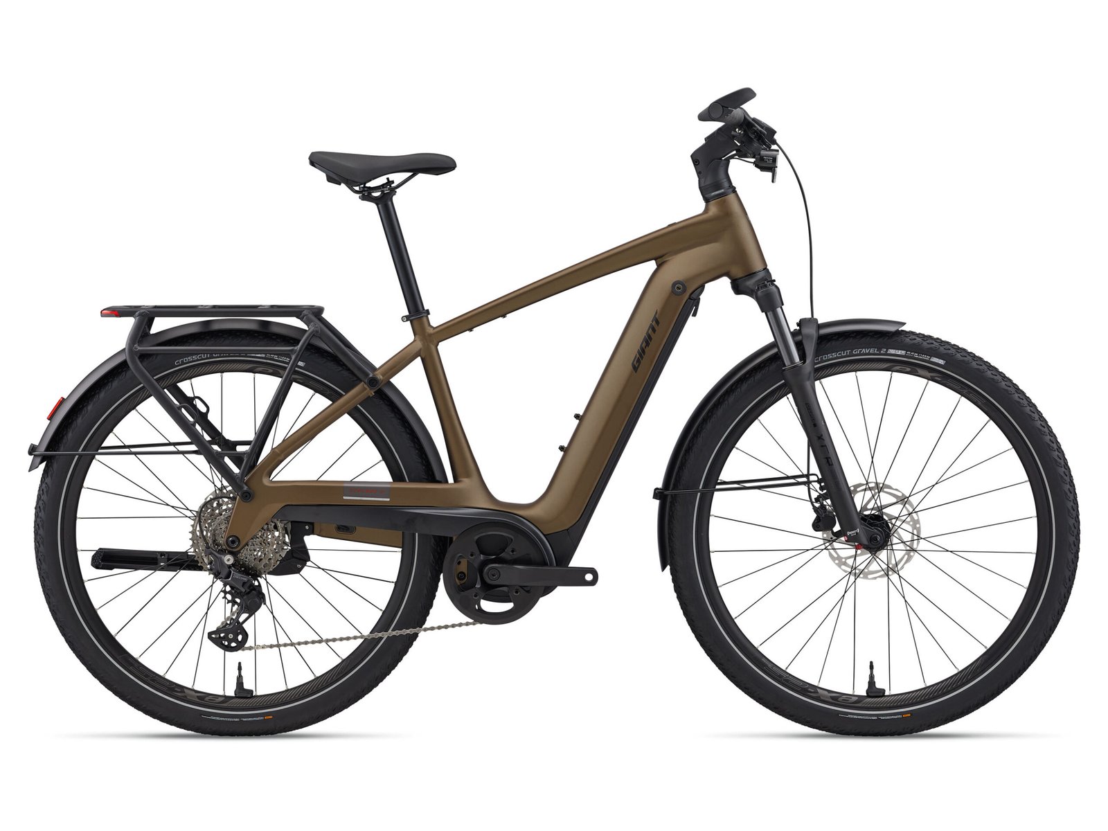VTC électrique Giant Explore E+ 3 DD taille M disponible chez La Tête dans le Guidon magasin de vélo à Jonzac